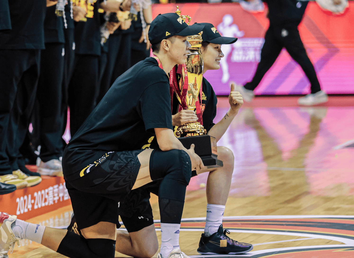 四川男篮再次战胜对手，在主场夺取胜利的简单介绍