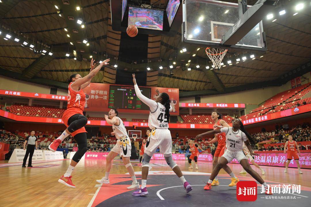 四川男篮再次战胜对手，在主场夺取胜利的简单介绍