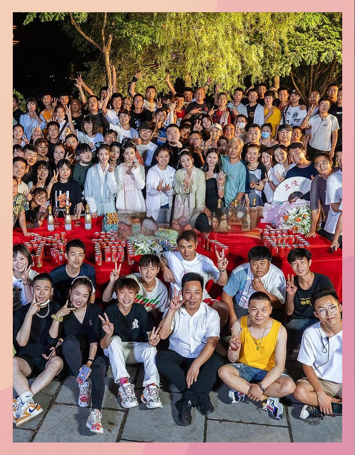 包含新晋球员大放异彩，领衔战绩飘红的词条